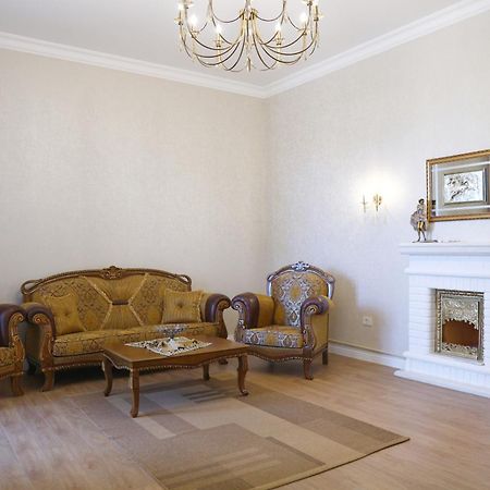 Dionis Coffee Shop Hotel Baku Exterior foto