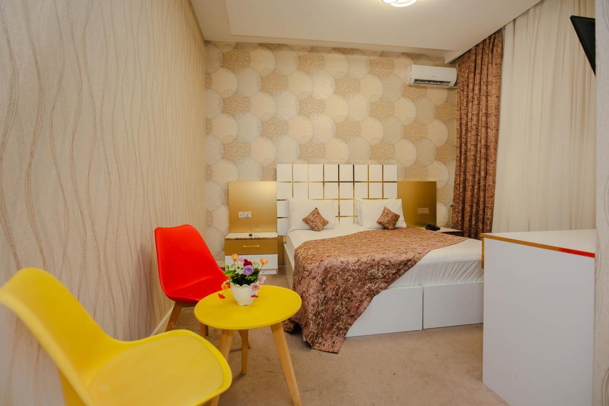 Dionis Coffee Shop Hotel Baku Exterior foto