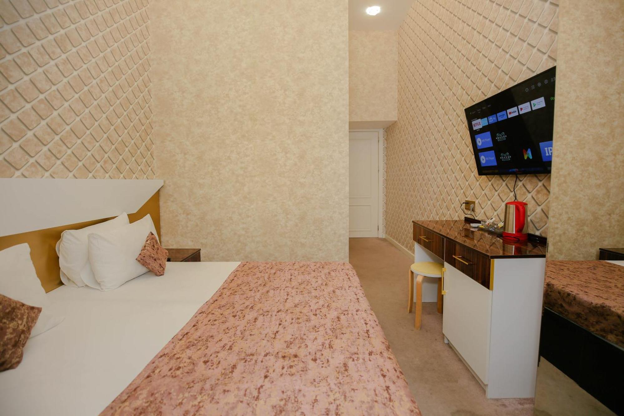 Dionis Coffee Shop Hotel Baku Exterior foto
