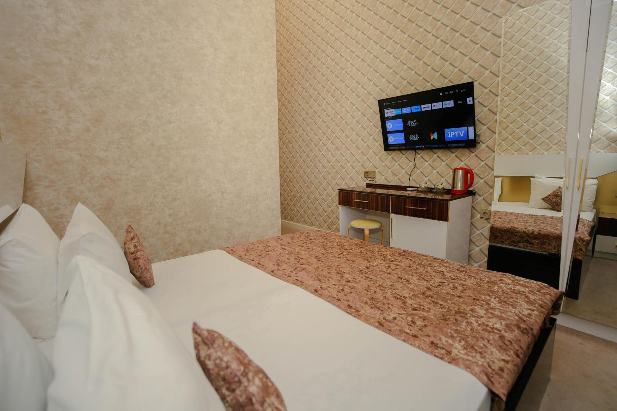 Dionis Coffee Shop Hotel Baku Exterior foto