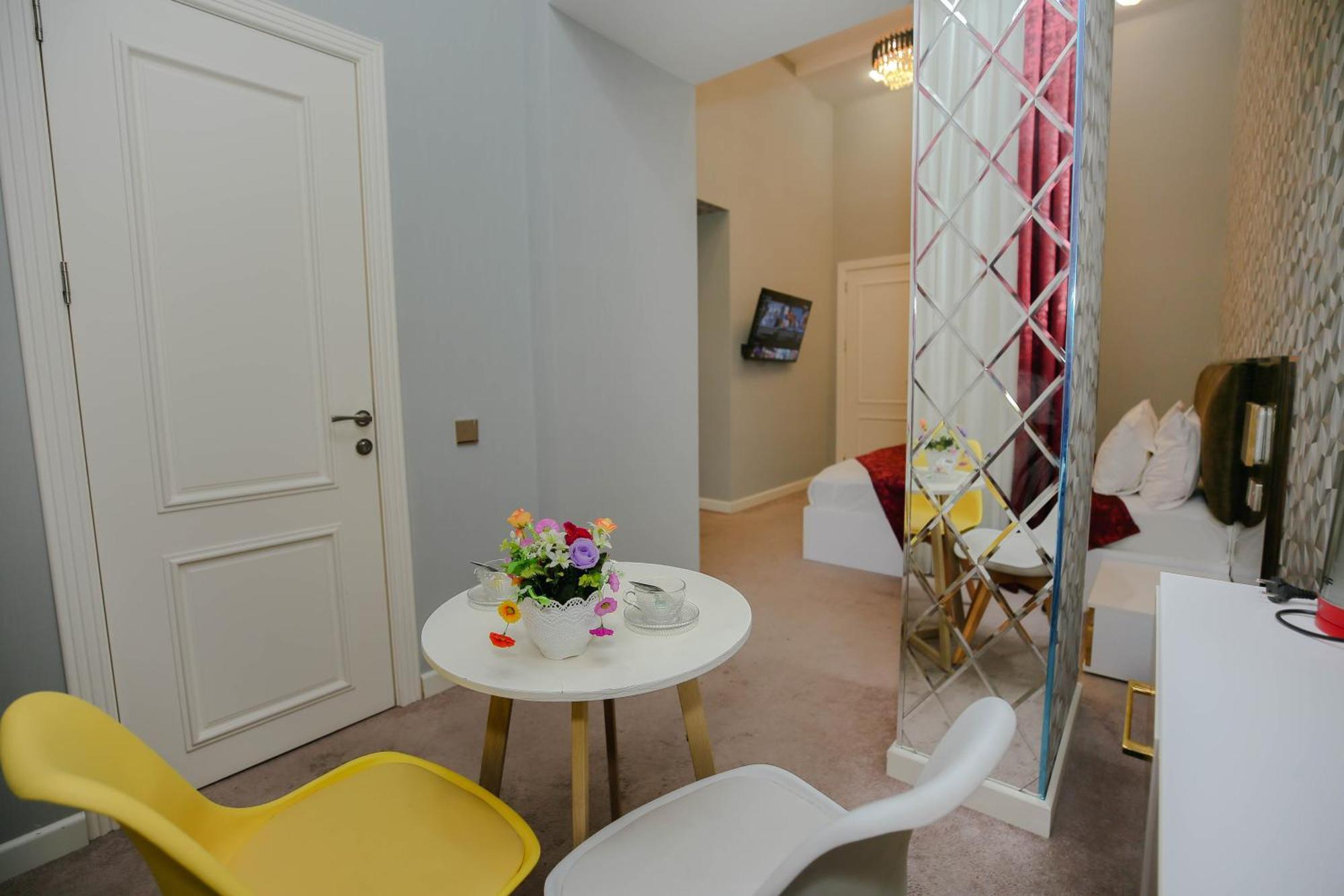 Dionis Coffee Shop Hotel Baku Exterior foto