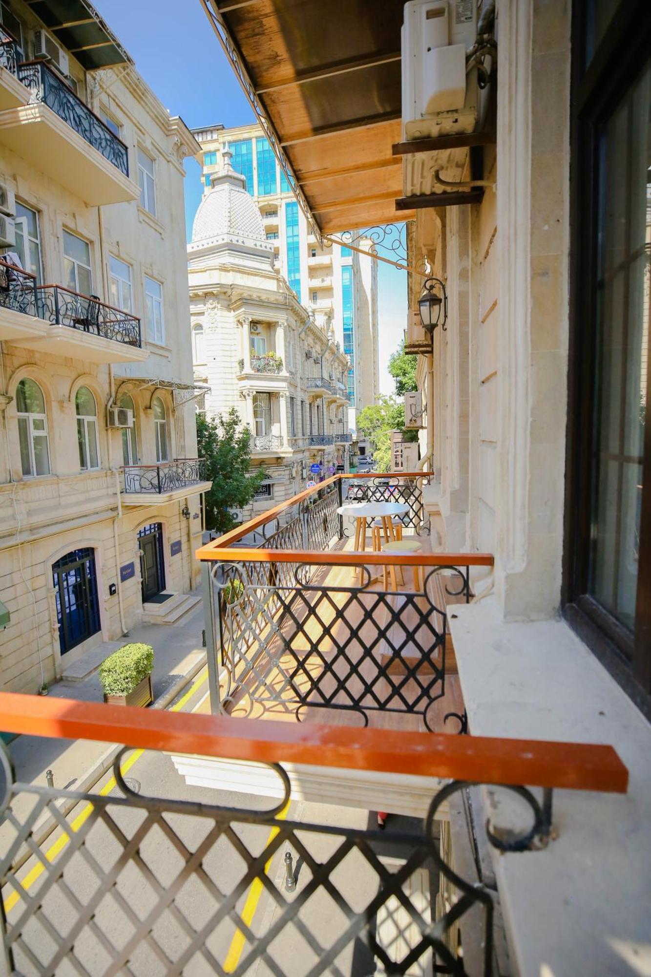 Dionis Coffee Shop Hotel Baku Exterior foto