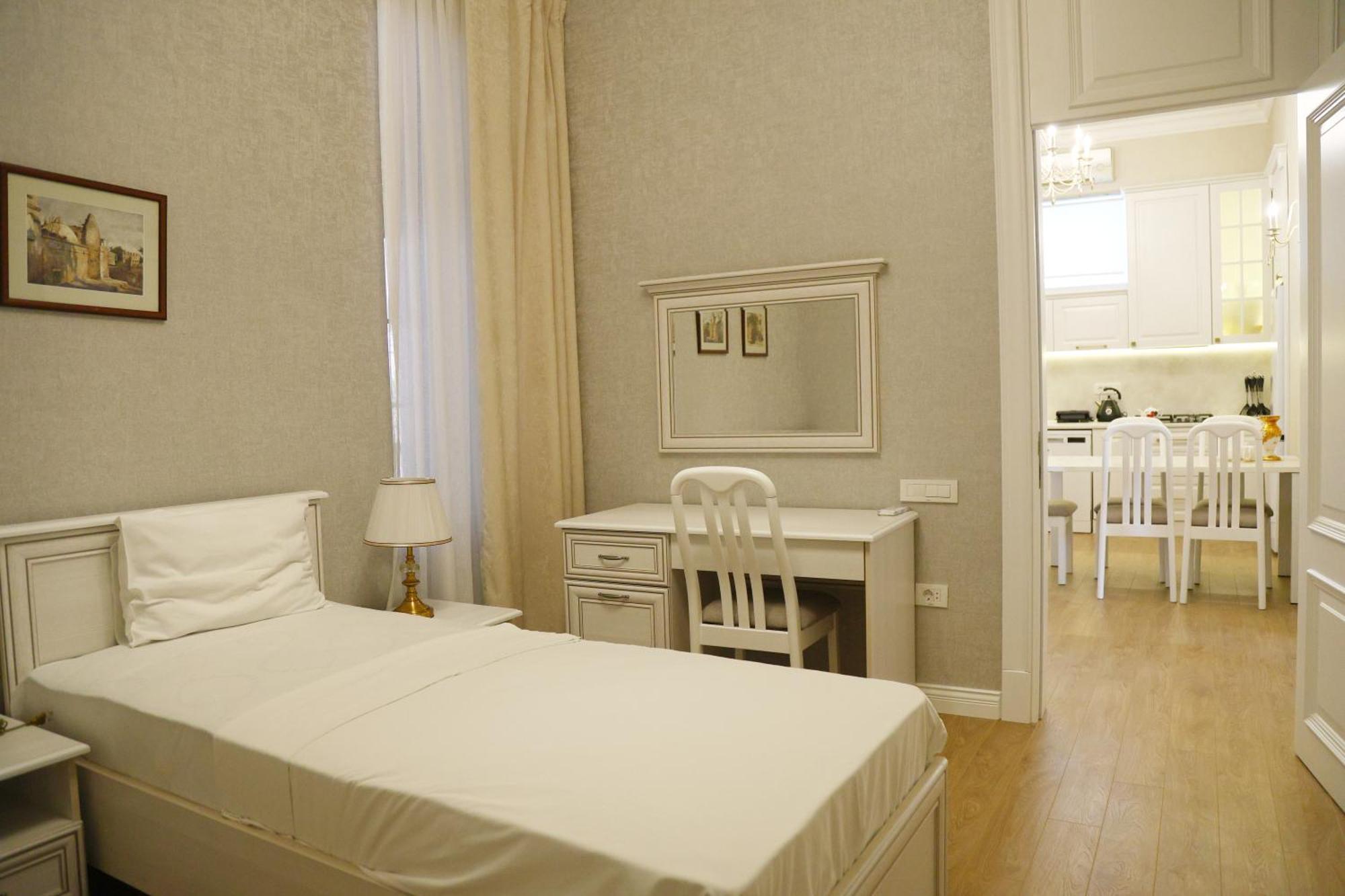 Dionis Coffee Shop Hotel Baku Exterior foto